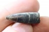 fossile de bélemnite du jurassique "déformé" durant l' EVENEMENT DU  RIES (14.5 M.A.)