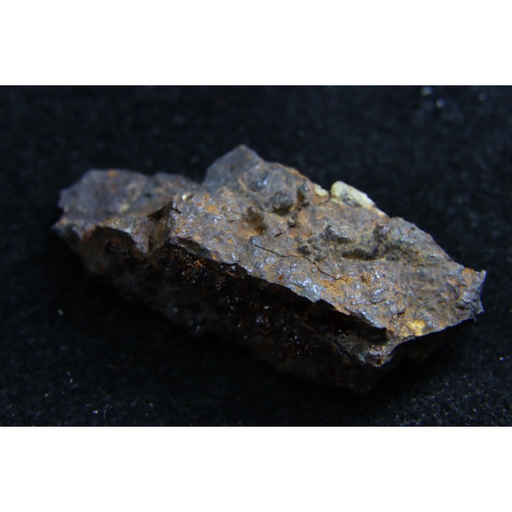 Météorite: SIDERITE iron IIIAB - SAIN AUBIN - FRANCE
