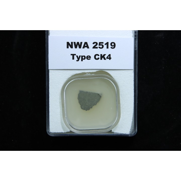 Météorite: CHONDRITE CK4 - NWA 2519