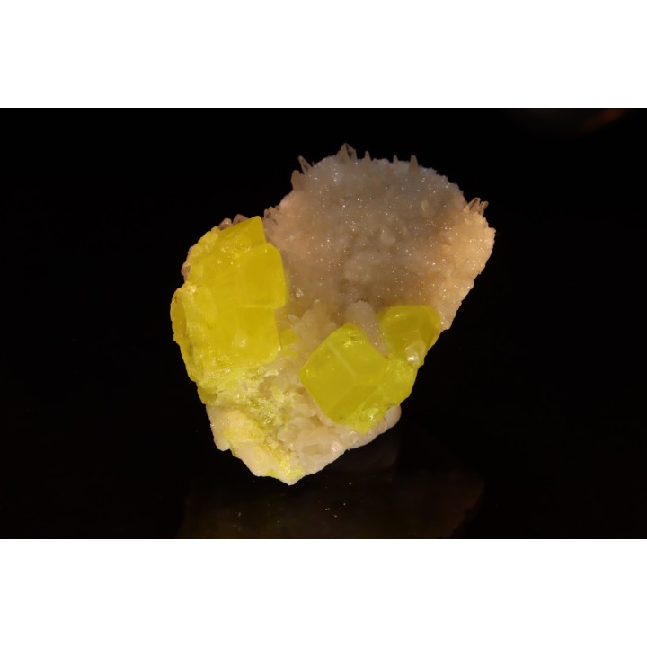 Souffre and Calcite - Caltanissetta, Sicile, ITALY