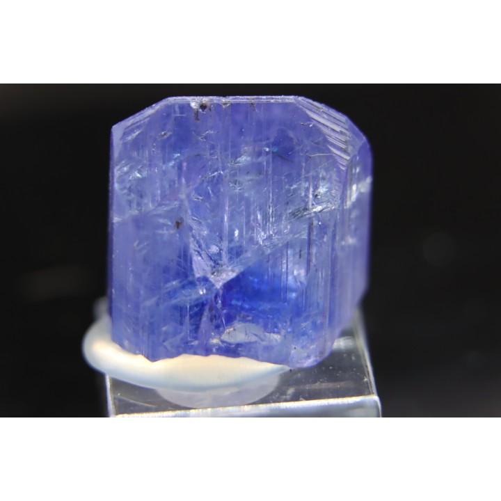 ZOISITE var TANZANITE - Merelani Hills, Arusha Province  TANZANIA