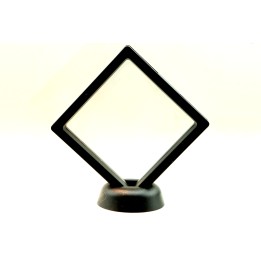 BOITE MEMBRANE  9cm par 9cm pour mettre en valeur vos fossiles, mineraux ou encore meteorites.