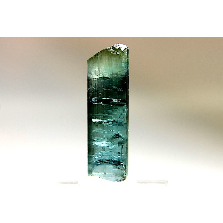 Tourmaline Elbaïte indicolite - Cruzeiro mine, Minas Gerais,  Brasil