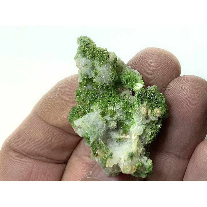 Pyromorphite et quartz - Les Farges, FRANCE