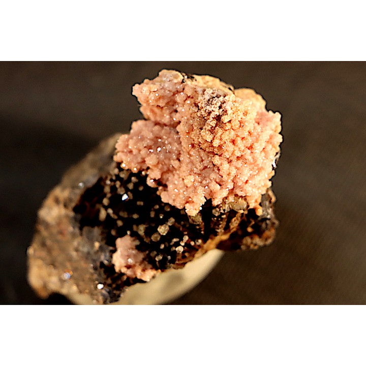 Rhodochrosite quartz and goethite - Chihuahua, Mexico