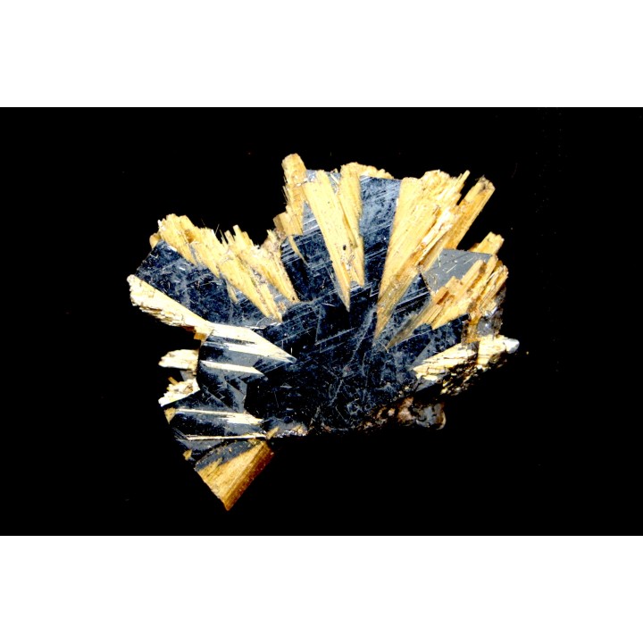 Rutile and Hematite - Novo Horizonte, Bahia, Brasil
