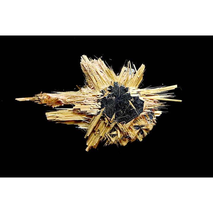 Rutile and Hematite - Novo Horizonte, Bahia, Brasil