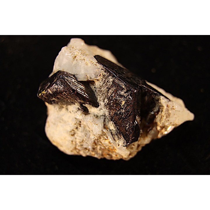 Baddeleyite - Mine Wetloo - BIRMANIE
