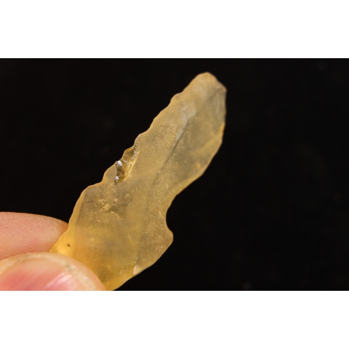 TECTITE: verre libyque - (outil taillé)