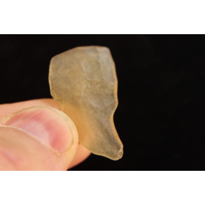 TECTITE: verre libyque - (outil taillé)