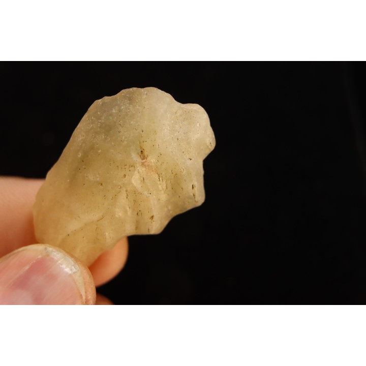 TECTITE: verre libyque - (outil taillé)