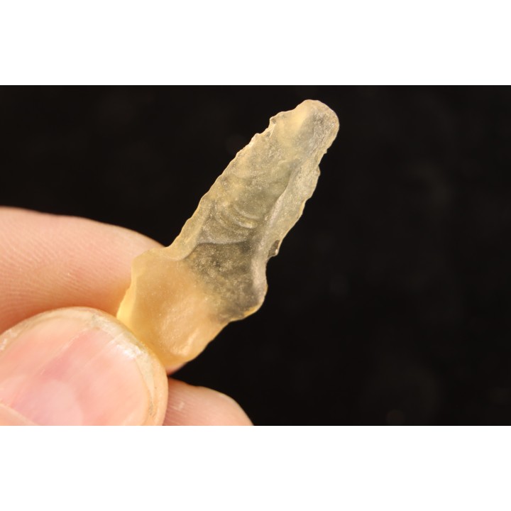 TECTITE: verre libyque - (outil taillé)