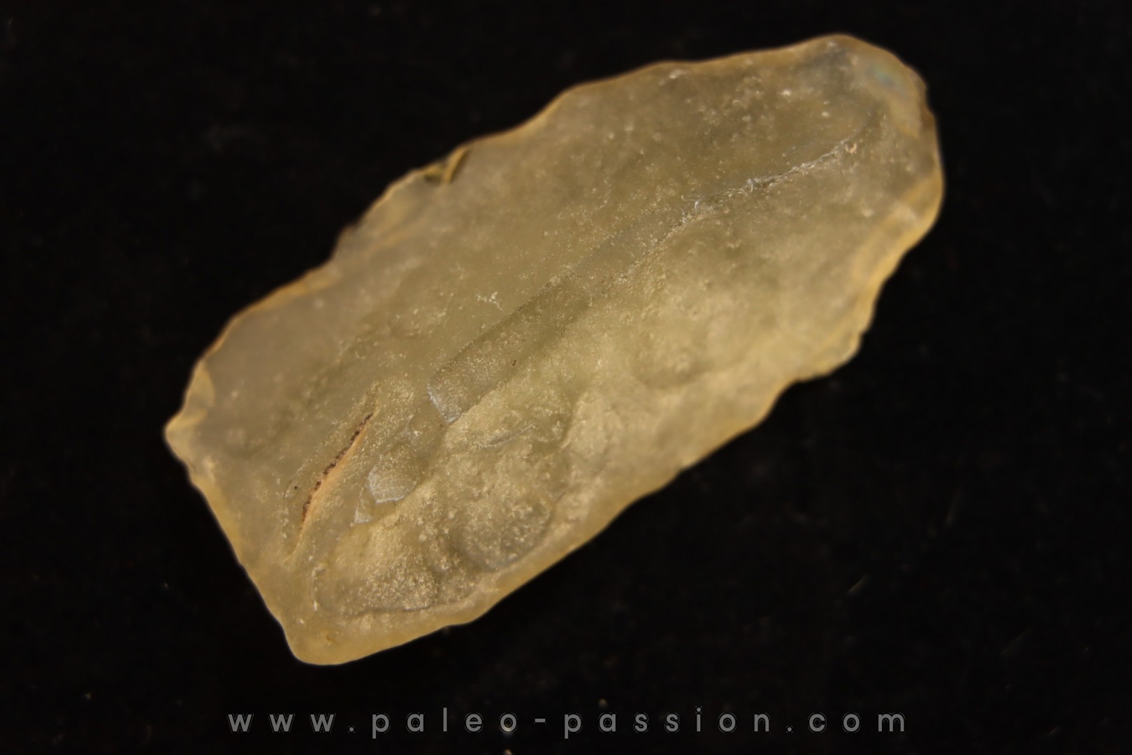 TECTITE: Libyan glass - ARTIFACT