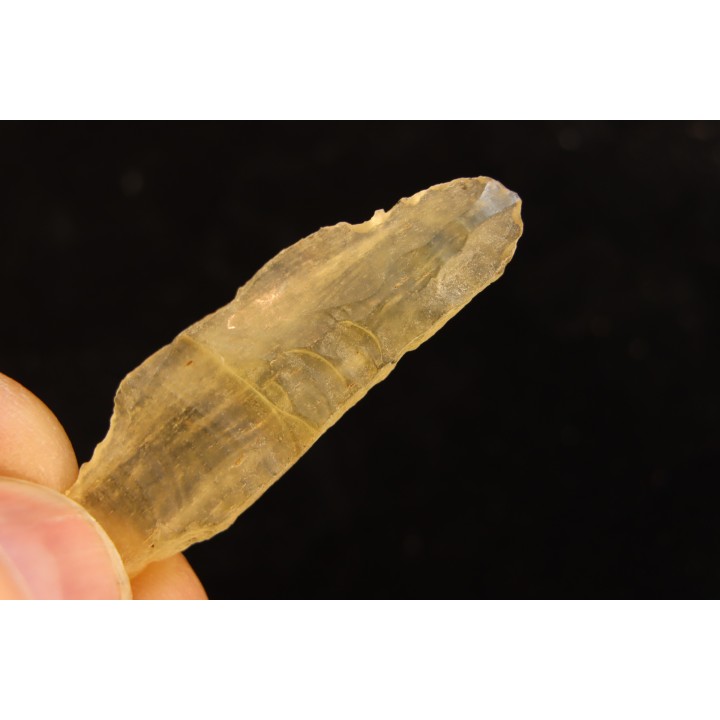 TECTITE: verre libyque - (outil taillé)