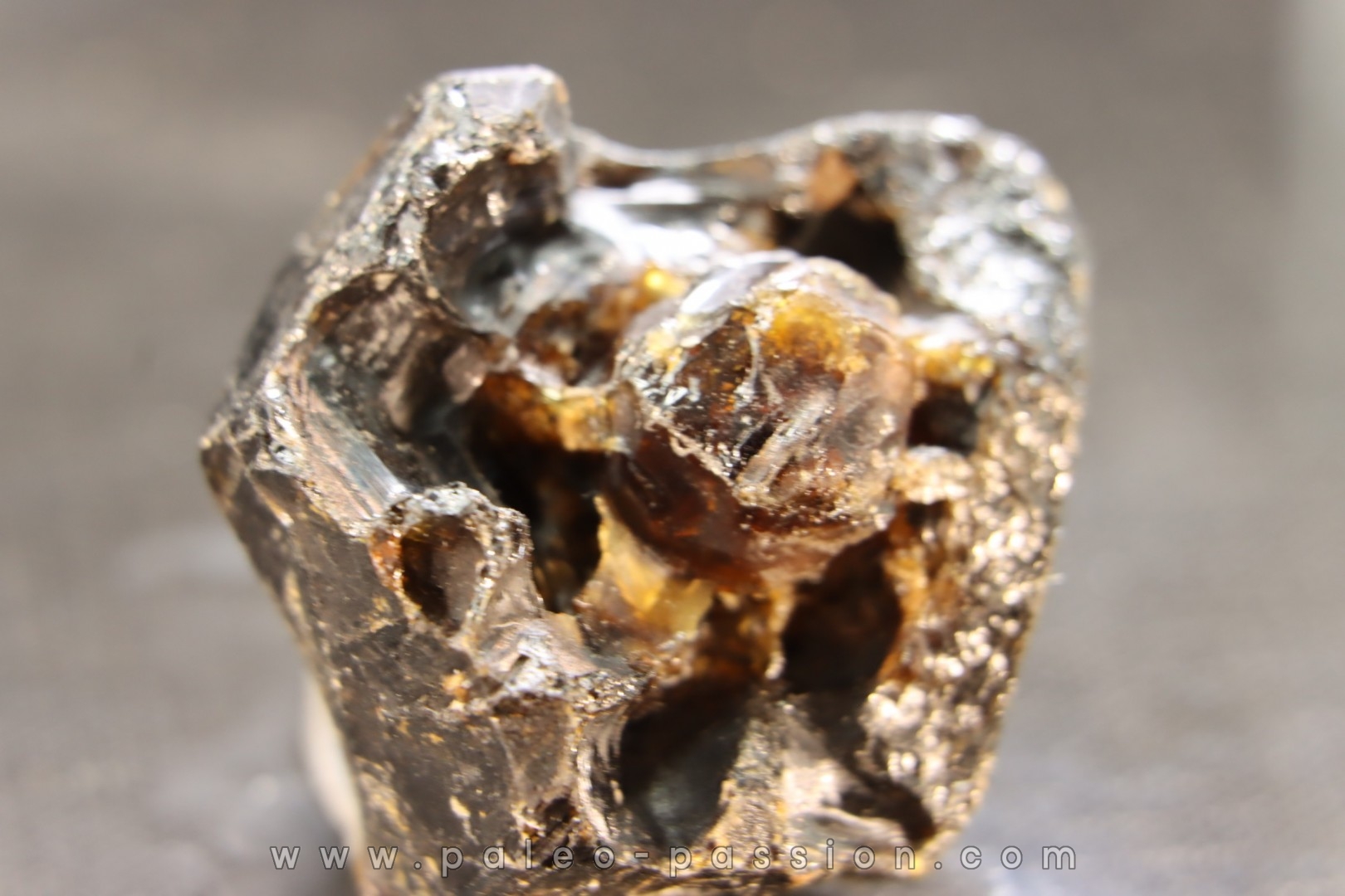 grenat melanite et grenat grandite - Diakon, Kayes, Mali