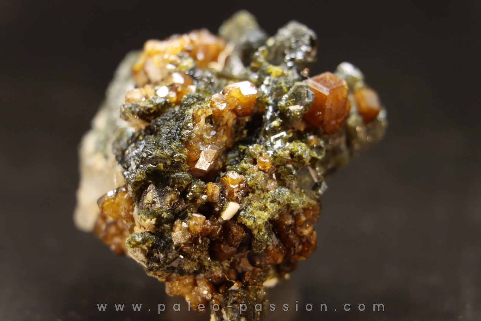 Melanite garnets (Zacatecas, Mexico) 2, Polycrystalline mel…