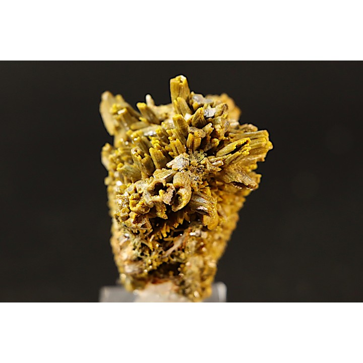 Pyromorphite "mustard touch"  Les Farges, FRANCE