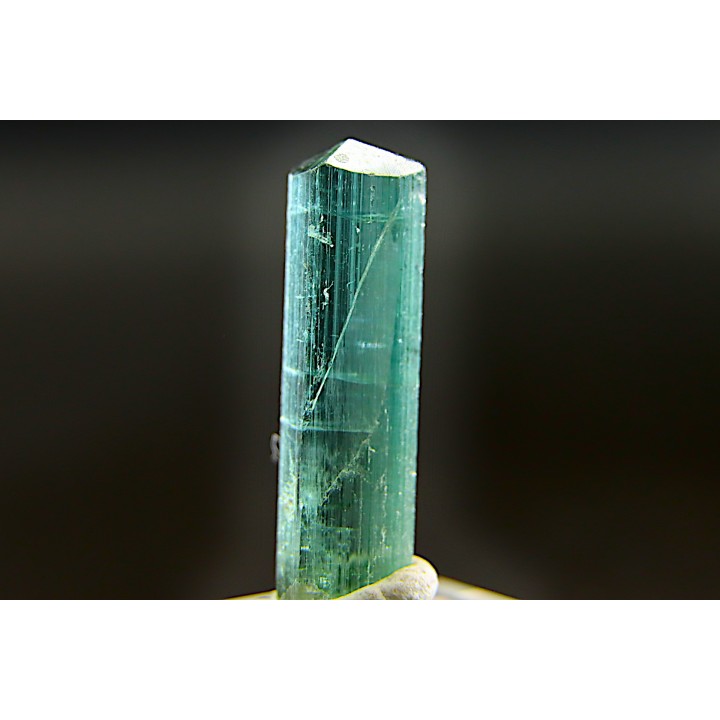 Tourmaline Elbaïte indigolite - Cruzeiro mine, Minas Gerais,  Brasil