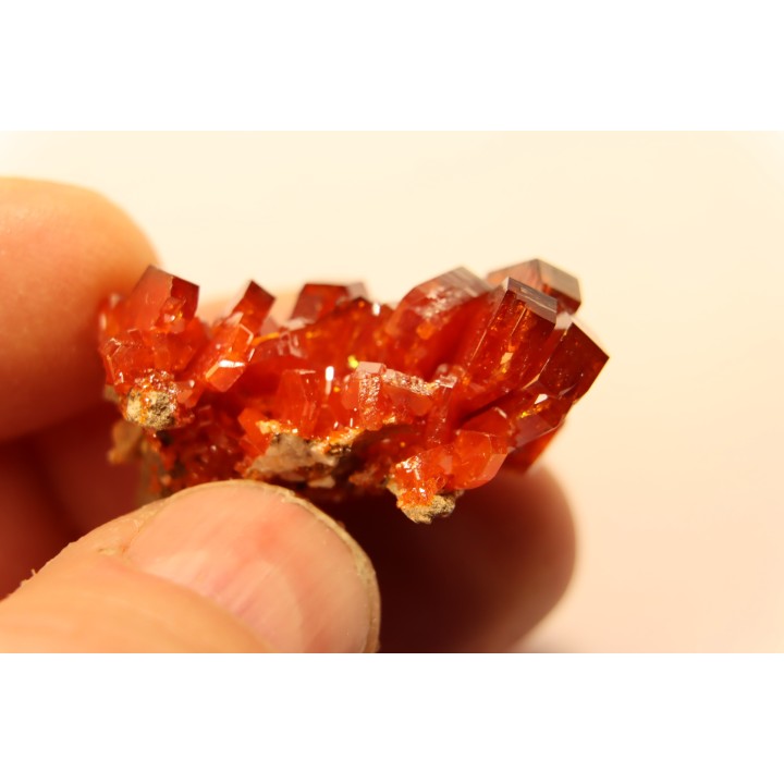 VANADINITE sur BARYTE// Mibladen, Morocco