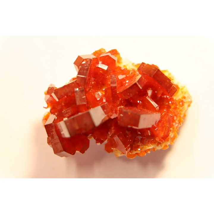 VANADINITE sur BARYTE - Mibladen, Maroc