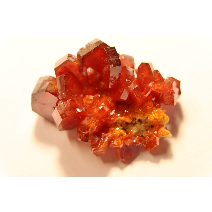 VANADINITE sur BARYTE - Mibladen, Maroc