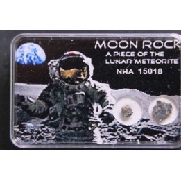 Météorite: Lunar bréche feldspath - NWA 15018