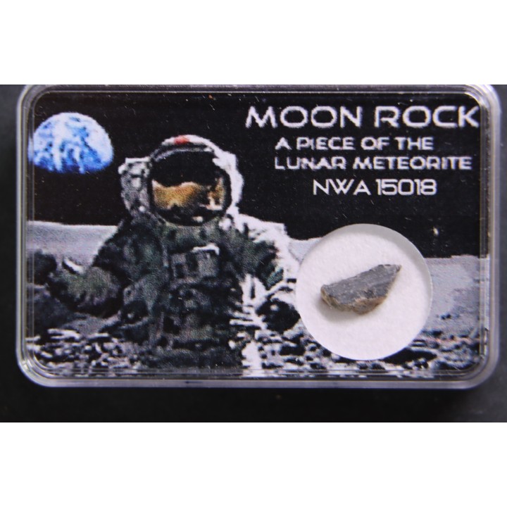 Météorite: Lunar bréche feldspath - NWA 15018