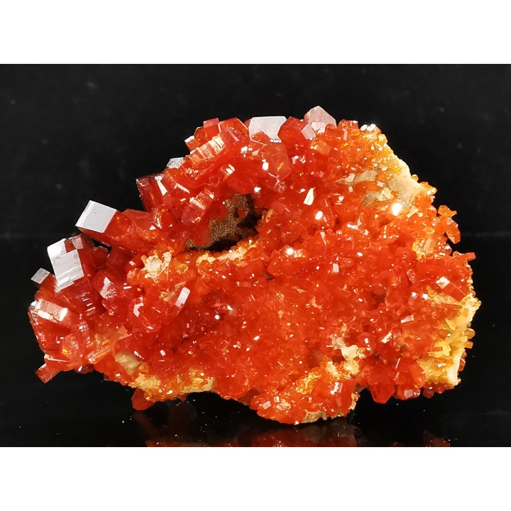 VANADINITE sur BARYTE - Mibladen, Maroc
