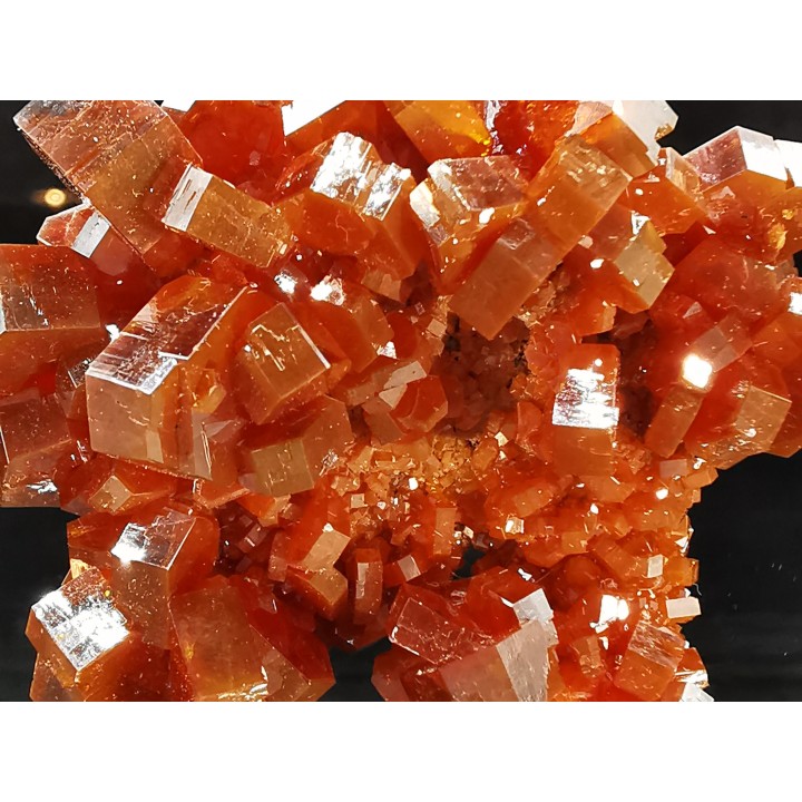VANADINITE sur BARYTE// Mibladen, Morocco