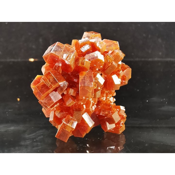 VANADINITE sur BARYTE - Mibladen, Maroc