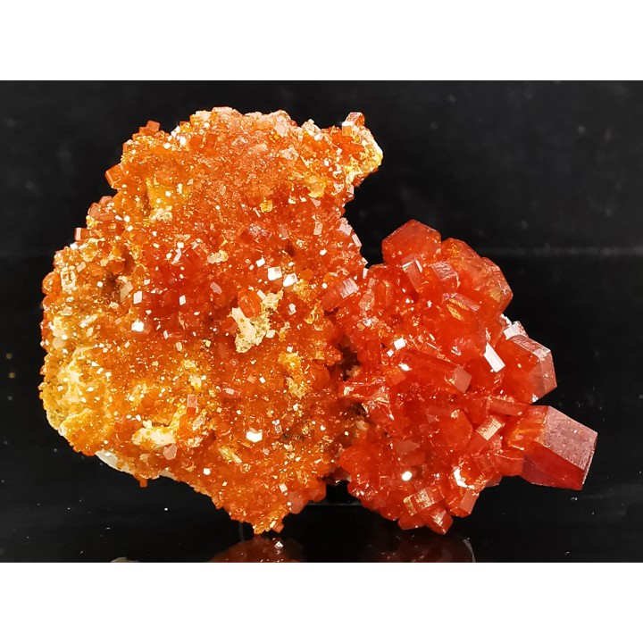 VANADINITE sur BARYTE - Mibladen, Maroc