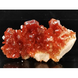 VANADINITE sur BARYTE - Mibladen, Maroc