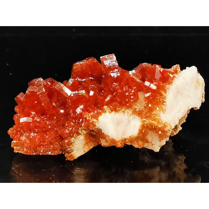 VANADINITE sur BARYTE - Mibladen, Maroc
