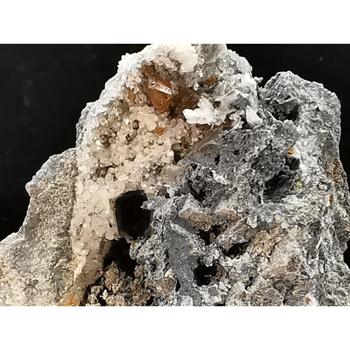 sphalerites orange avec quartz  haus Rappolstein vein,  Sainte Marie Aux Mines, Alsace - FRANCE