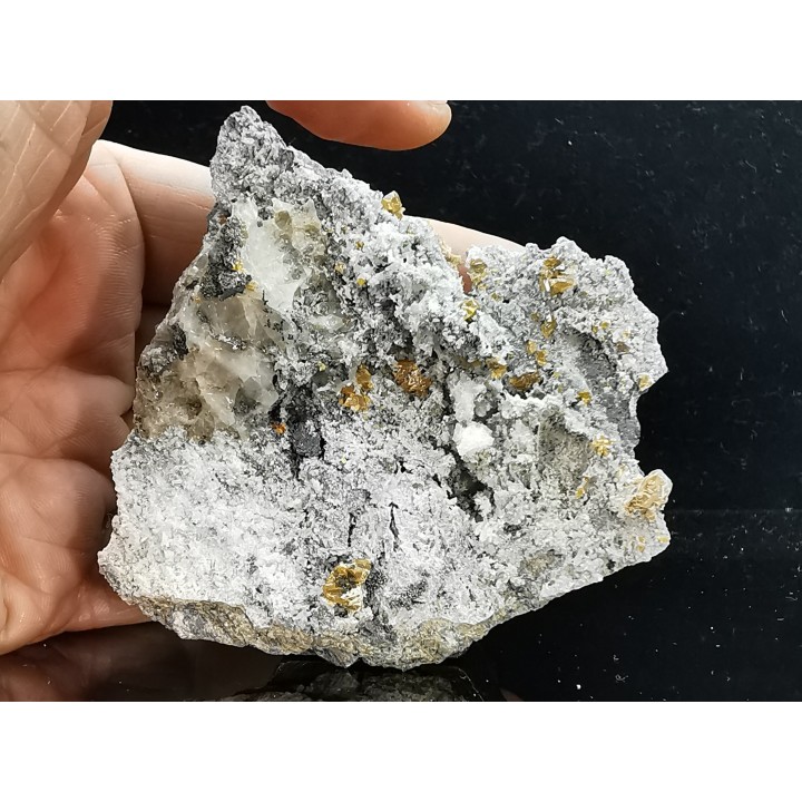 sphalerites orange avec quartz  haus Rappolstein vein,  Sainte Marie Aux Mines, Alsace - FRANCE