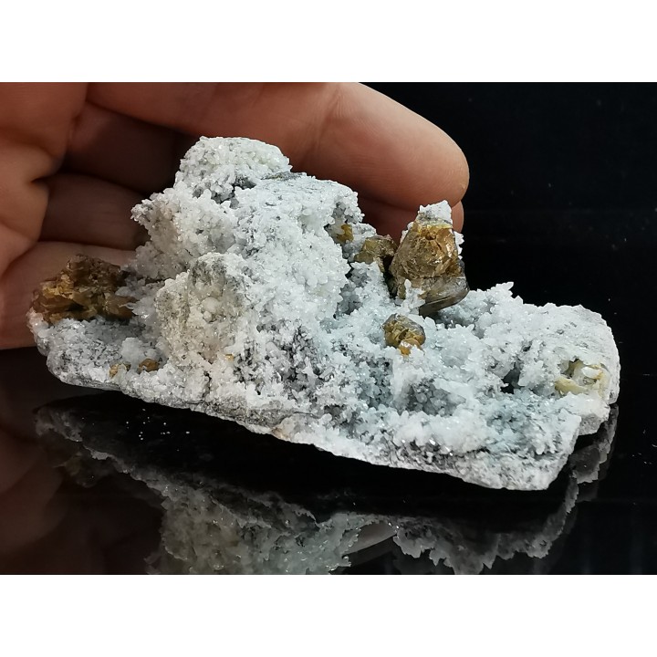 sphalerites orange avec quartz  haus Rappolstein vein,  Sainte Marie Aux Mines, Alsace - FRANCE