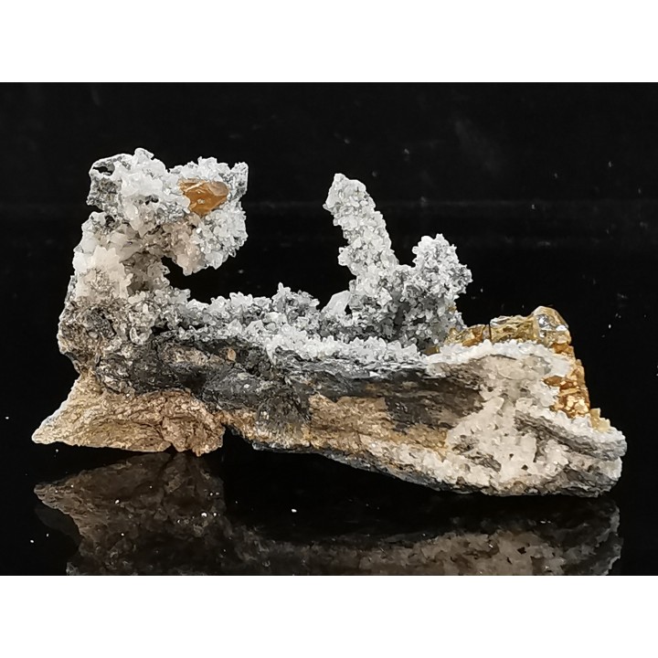 sphalerites orange avec quartz  haus Rappolstein vein,  Sainte Marie Aux Mines, Alsace - FRANCE