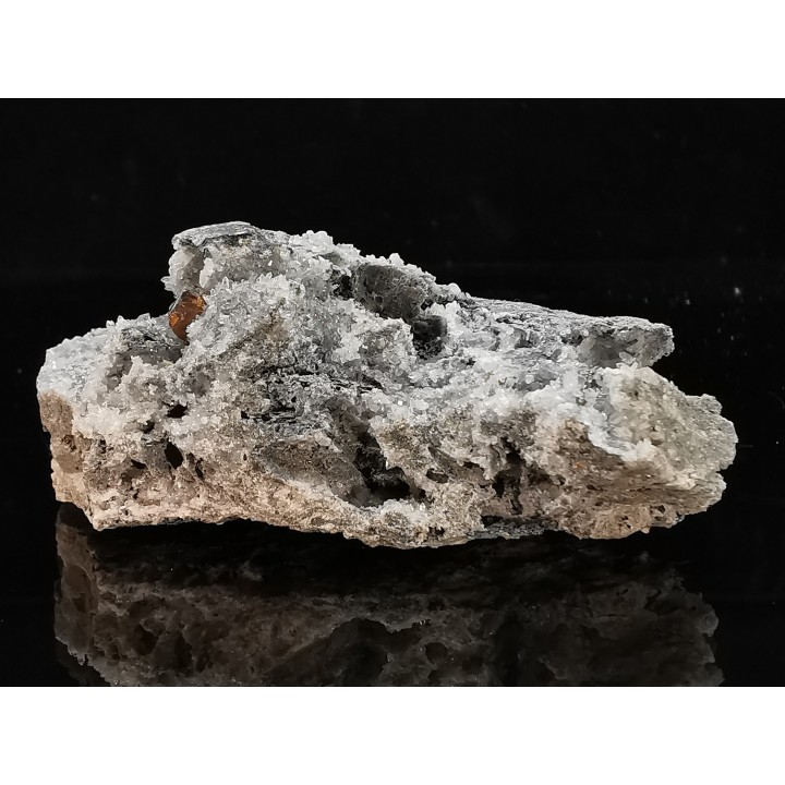 sphalerites orange avec quartz  haus Rappolstein vein,  Sainte Marie Aux Mines, Alsace - FRANCE