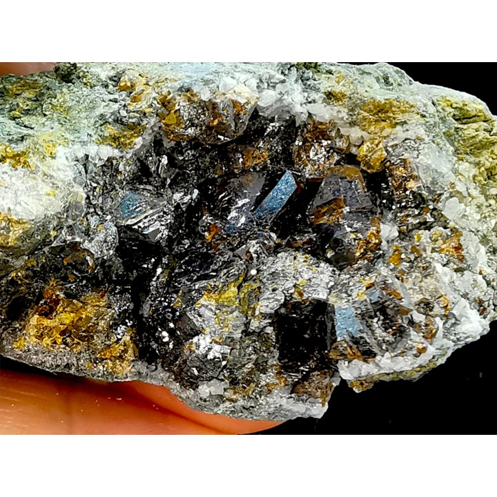 sphalerites orange avec quartz  haus Rappolstein vein,  Sainte Marie Aux Mines, Alsace - FRANCE
