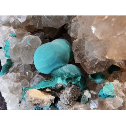 Malachite - Quartz  Bouque payrol, Camares,  Aveyron,  France