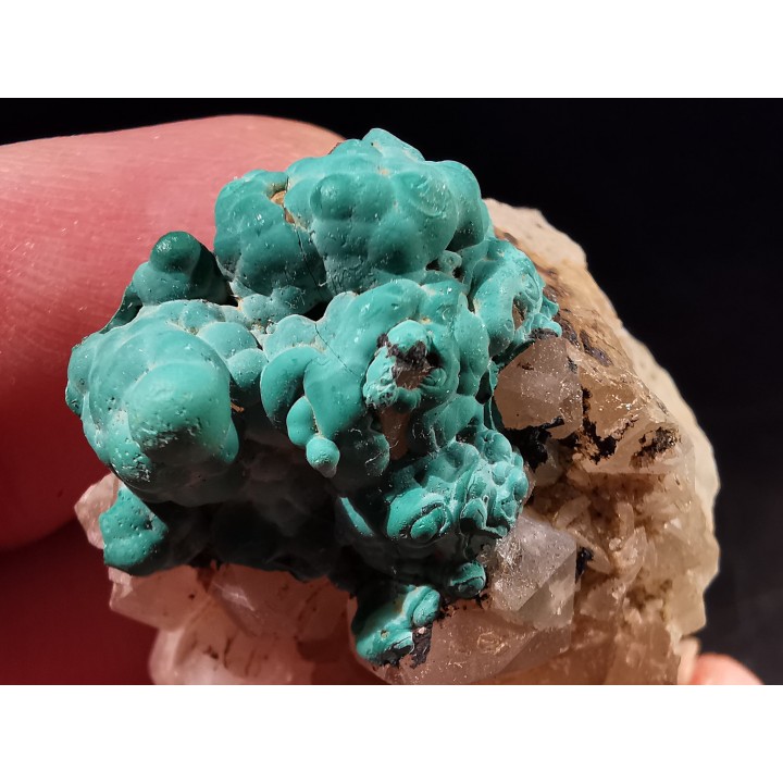 Malachite - Quartz  Bouque payrol, Camares,  Aveyron,  France