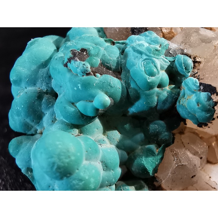 Malachite - Quartz  Bouque payrol, Camares,  Aveyron,  France