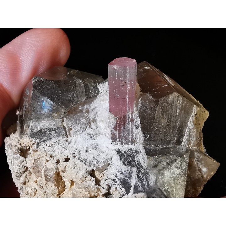 Tourmaline rubellite sur quartz  Pakistan