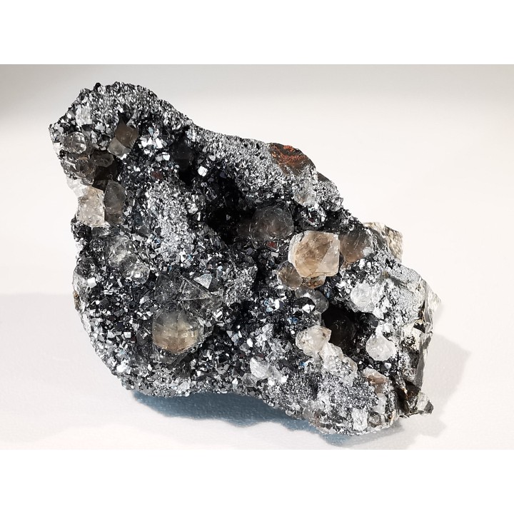 Hematite et quartz fumé - mine de Faucogney  Saphoz, haute Saone, France