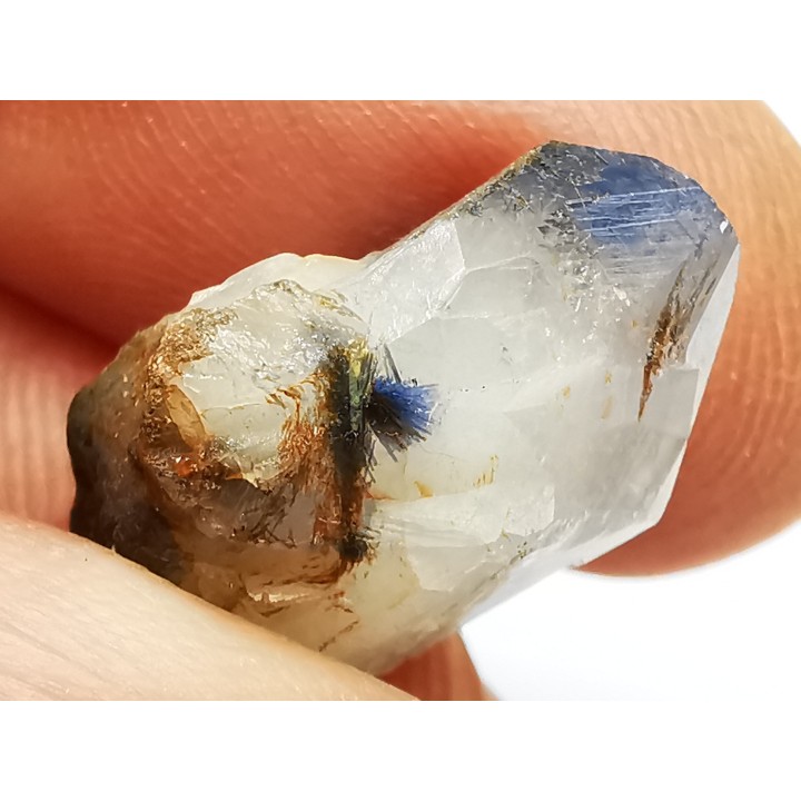 Quartz with dumortierite, Vaca Morta, Brazil