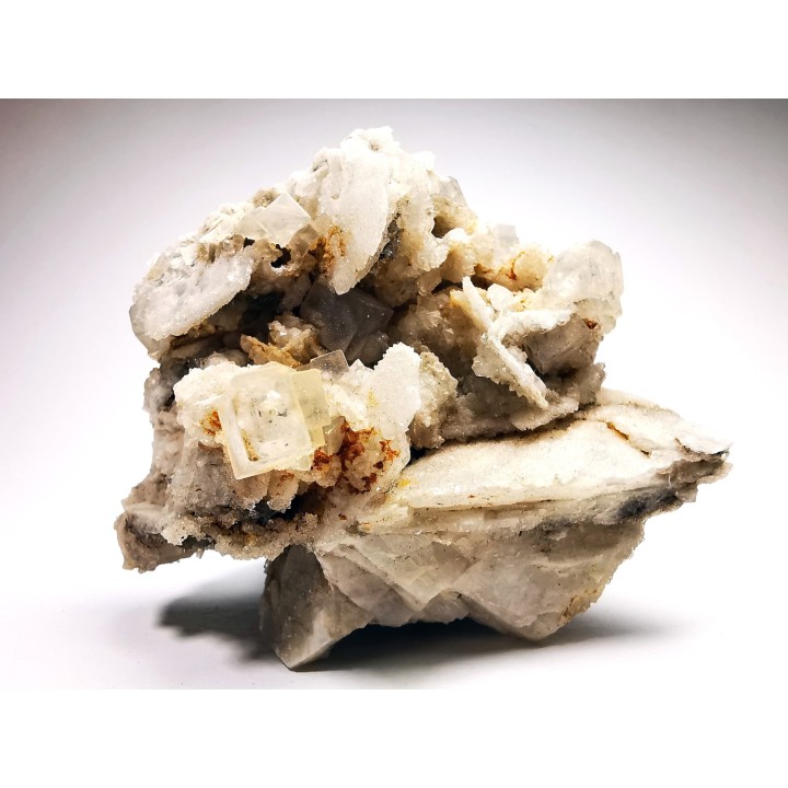 Colorless fluorite and barite , Berbes, Spain