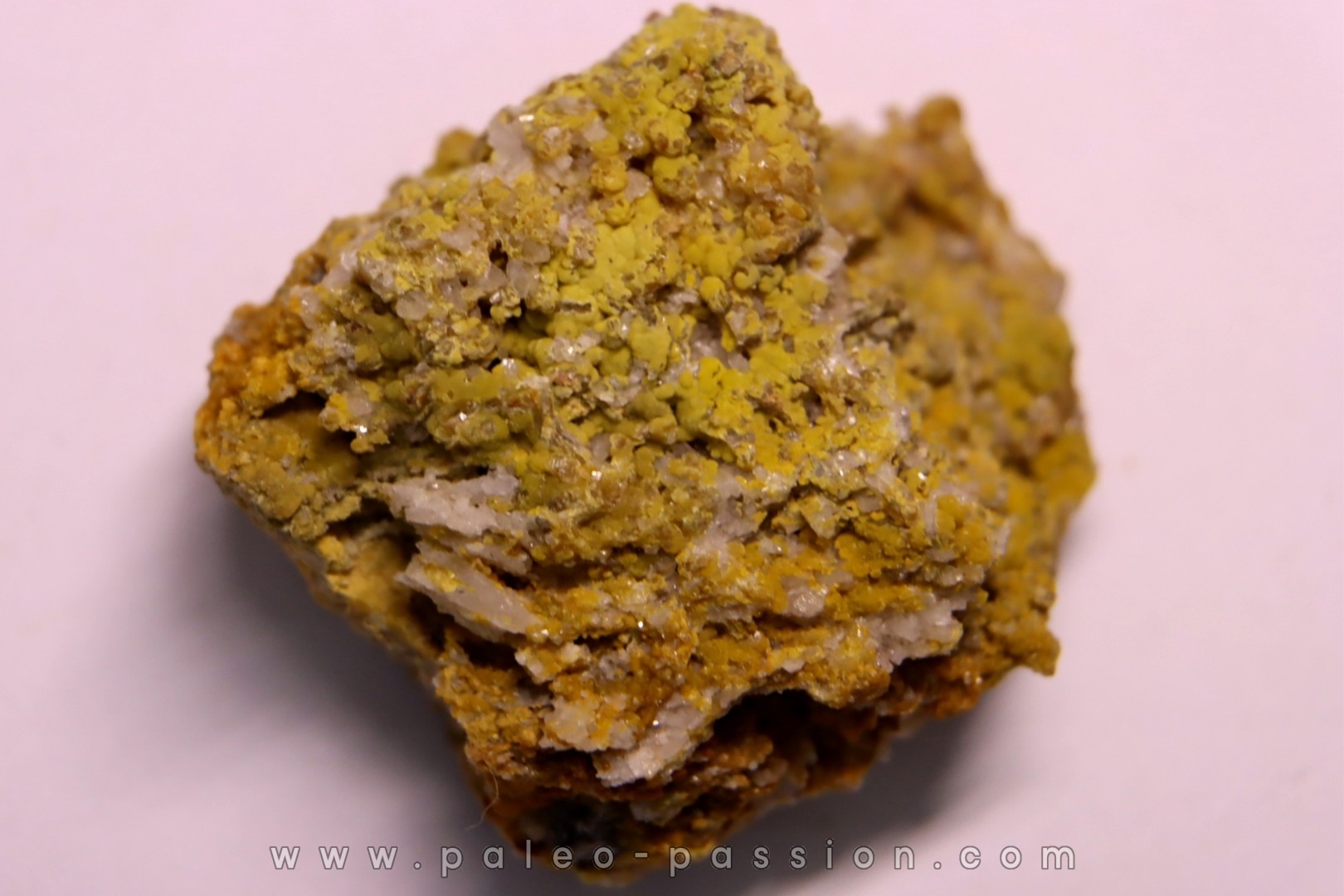 Pyromorphite en boule Aspriere (12) - FRANCE