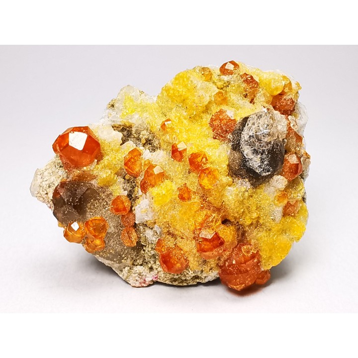 Grenat spessartite sur Quartz, Chine