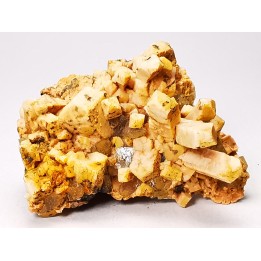 Orthose, quartz, babingtonite – Bavena, Italy