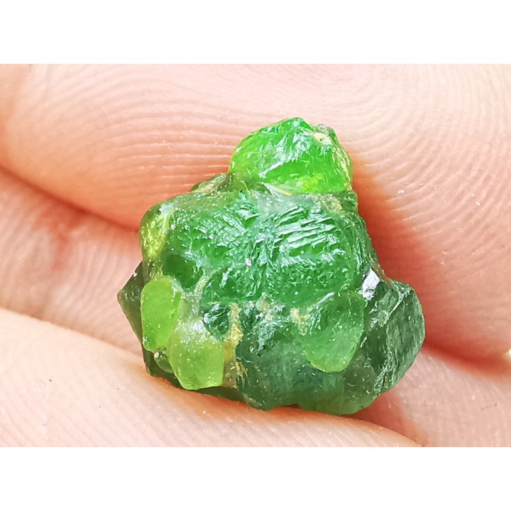 Demantoid Garnet, Jeffrey Mine, Quebec, Canada